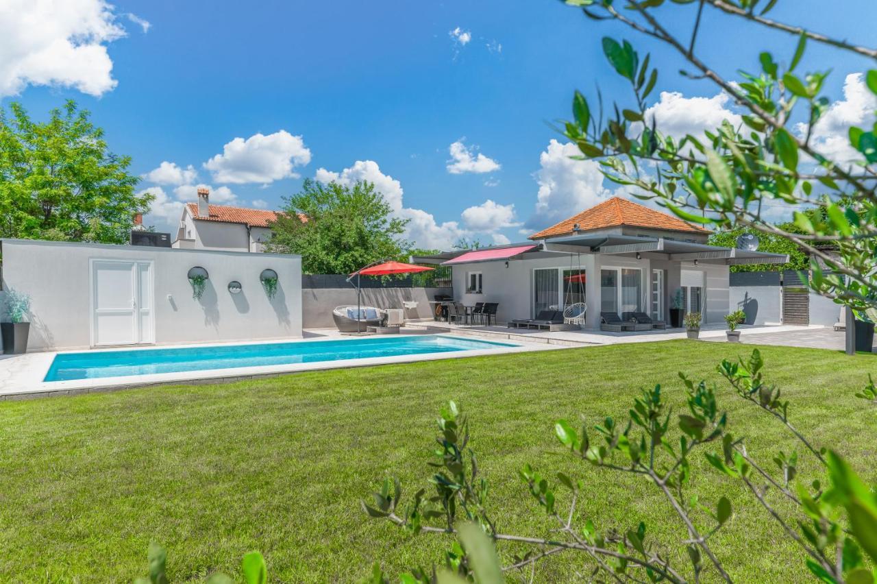 Emanuel Vila Zadar